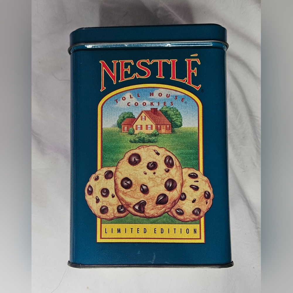 NESTLE Toll House Cookies Limited Edition Cookie Tin *CHARITY LISTING*